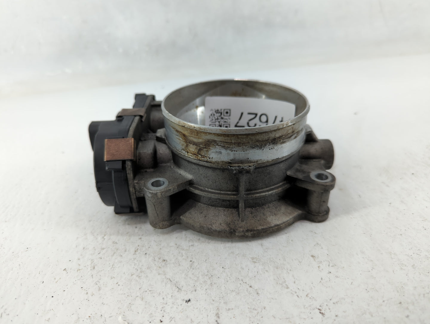 2009-2014 Chevrolet Tahoe Throttle Body P/N:RME87-3C9992 Fits Fits 2009 2010 2011 2012 2013 2014 2015 OEM Used Auto Parts - 