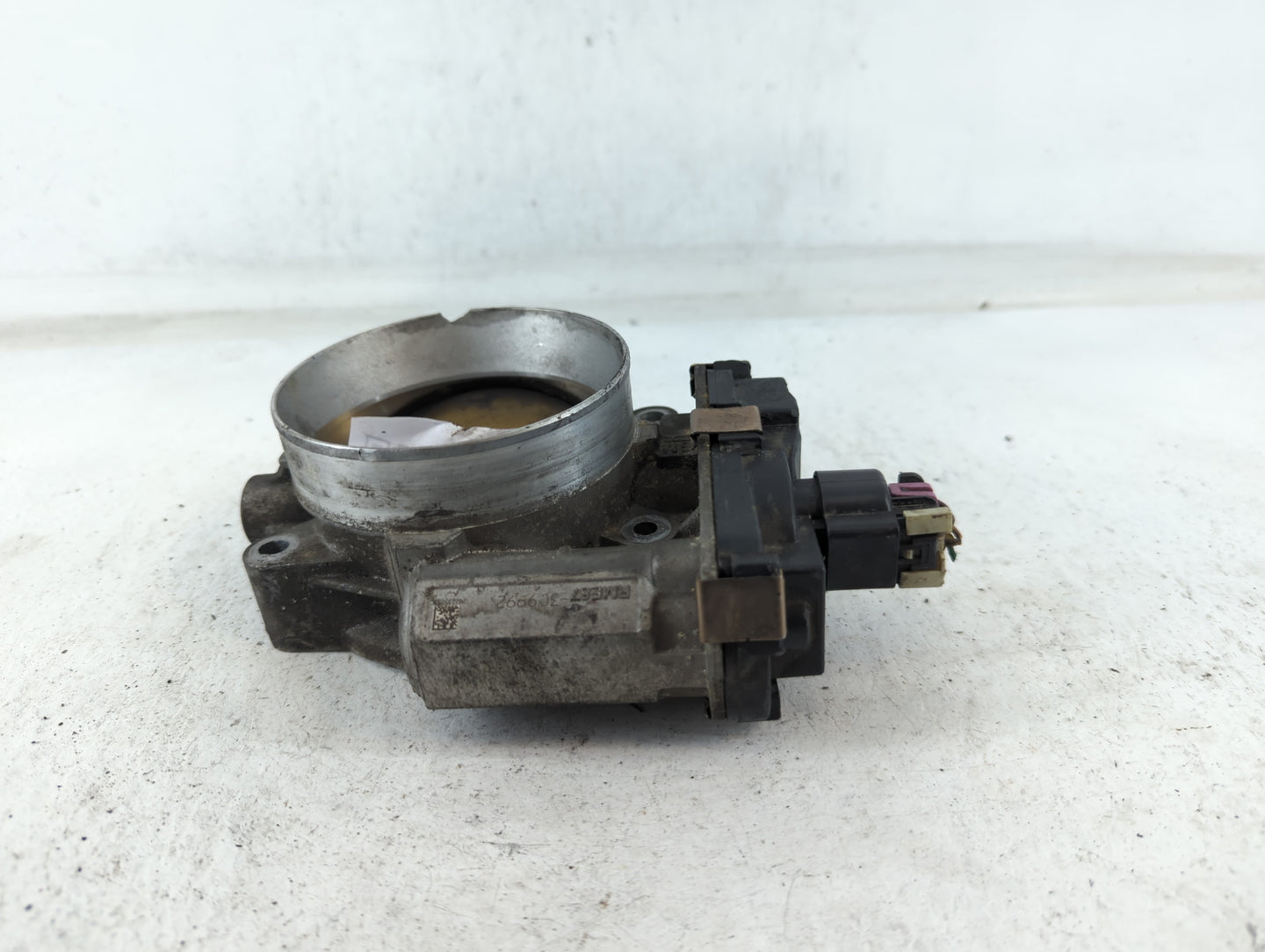 2009-2014 Chevrolet Tahoe Throttle Body P/N:RMW87-309992 Fits Fits 2009 2010 2011 2012 2013 2014 2015 OEM Used Auto Parts - 