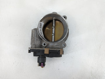2009-2014 Chevrolet Tahoe Throttle Body P/N:RME87-3C9992 Fits Fits 2009 2010 2011 2012 2013 2014 2015 OEM Used Auto Parts - 