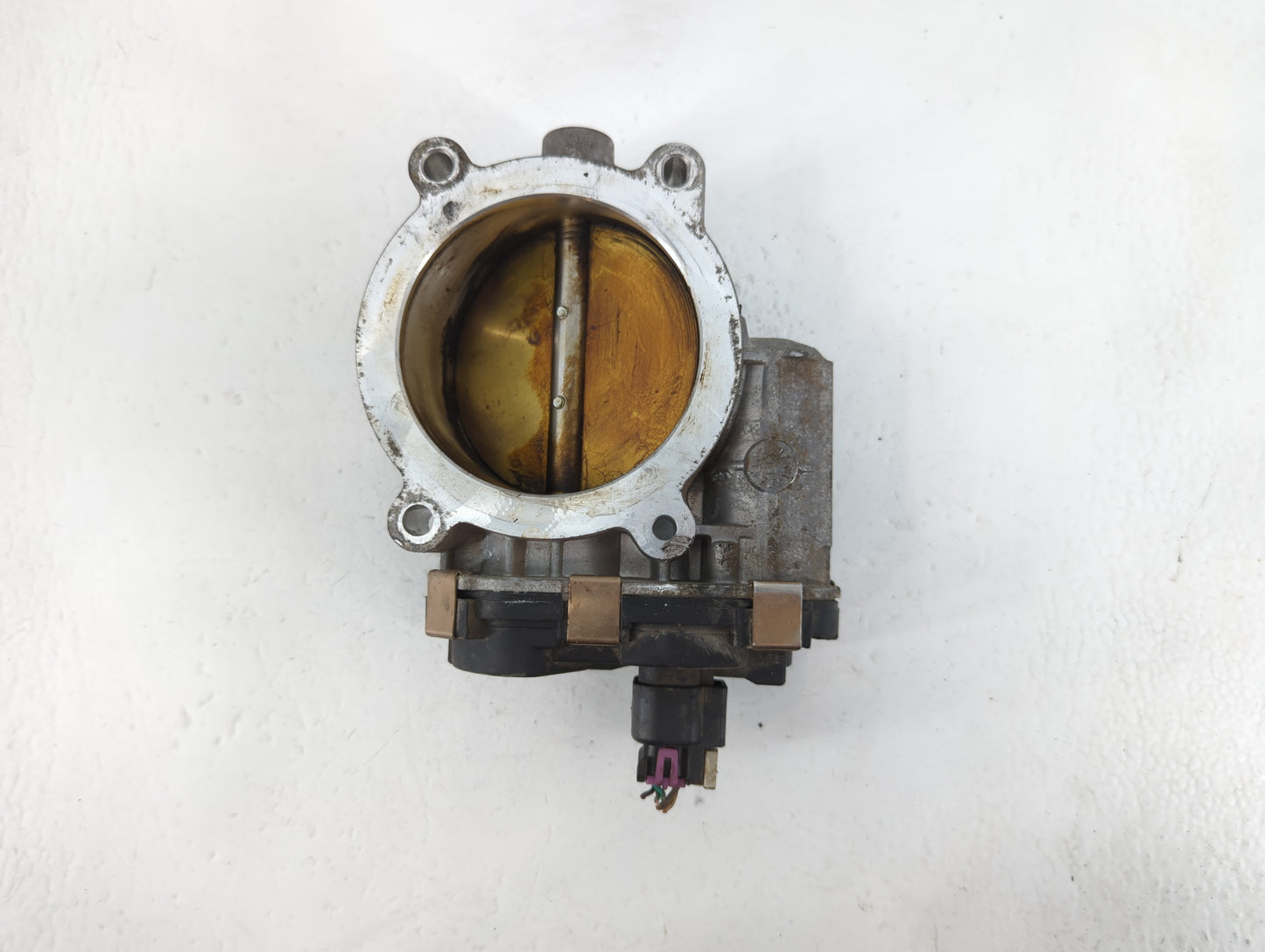 2009-2014 Chevrolet Tahoe Throttle Body P/N:RME87-3C9992 Fits Fits 2009 2010 2011 2012 2013 2014 2015 OEM Used Auto Parts - 