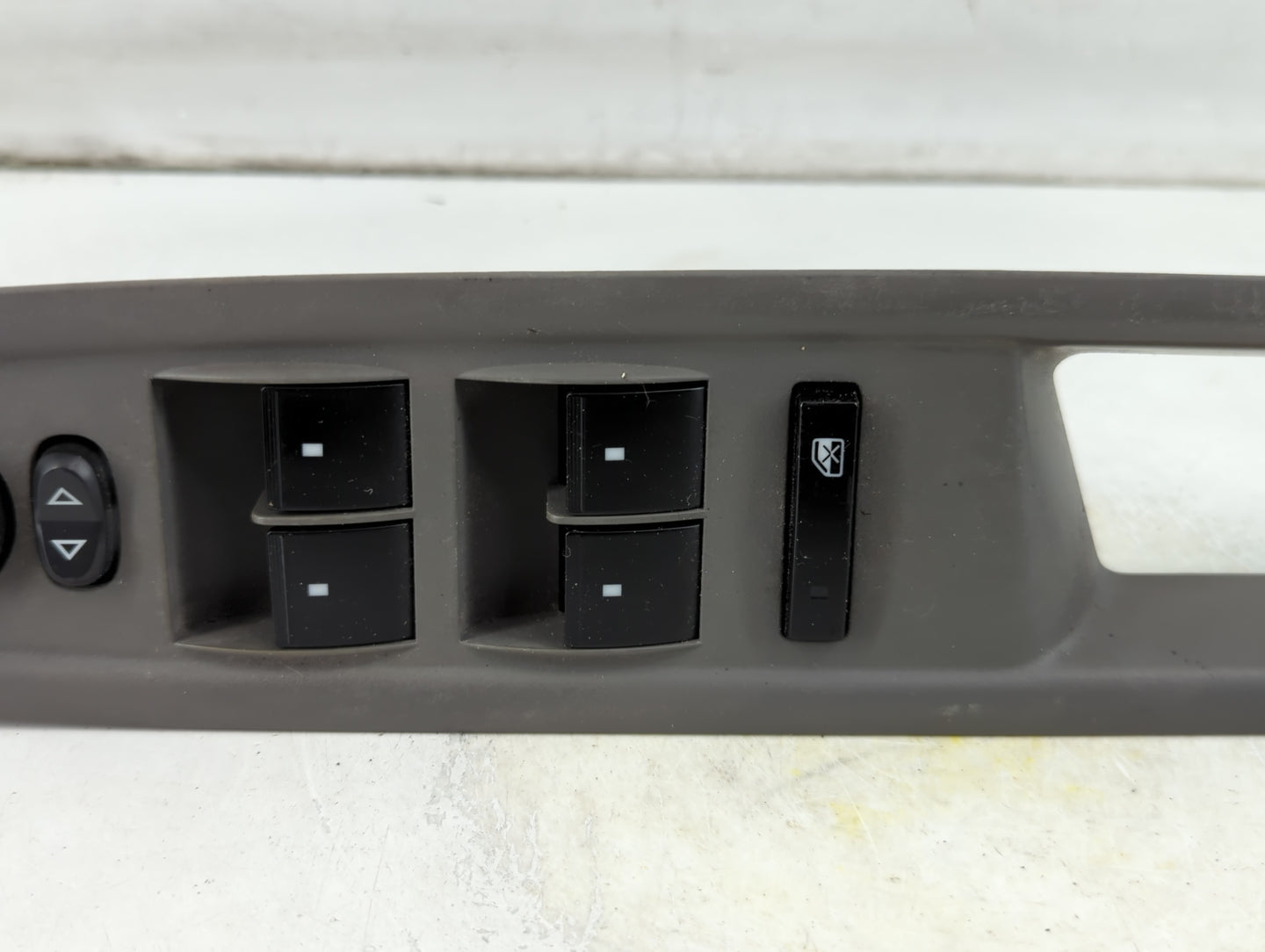2009-2017 Chevrolet Traverse Master Power Window Switch Replacement Driver Side Left P/N:78506 Fits OEM Used Auto Parts - Oe