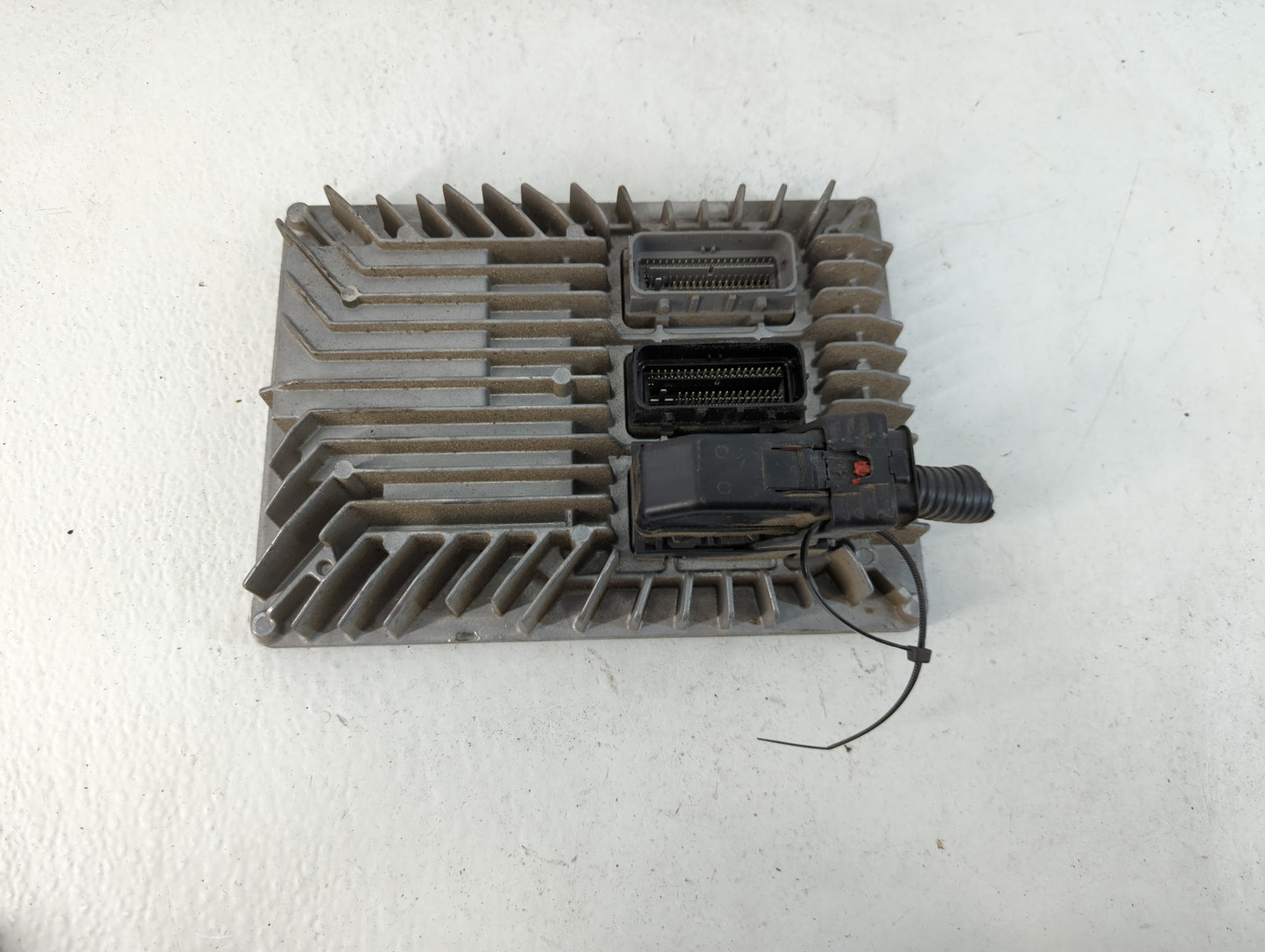 2013-2016 Chevrolet Traverse PCM Engine Control Computer ECU ECM PCU OEM P/N:12670801 Fits Fits 2013 2014 2015 2016 OEM Used