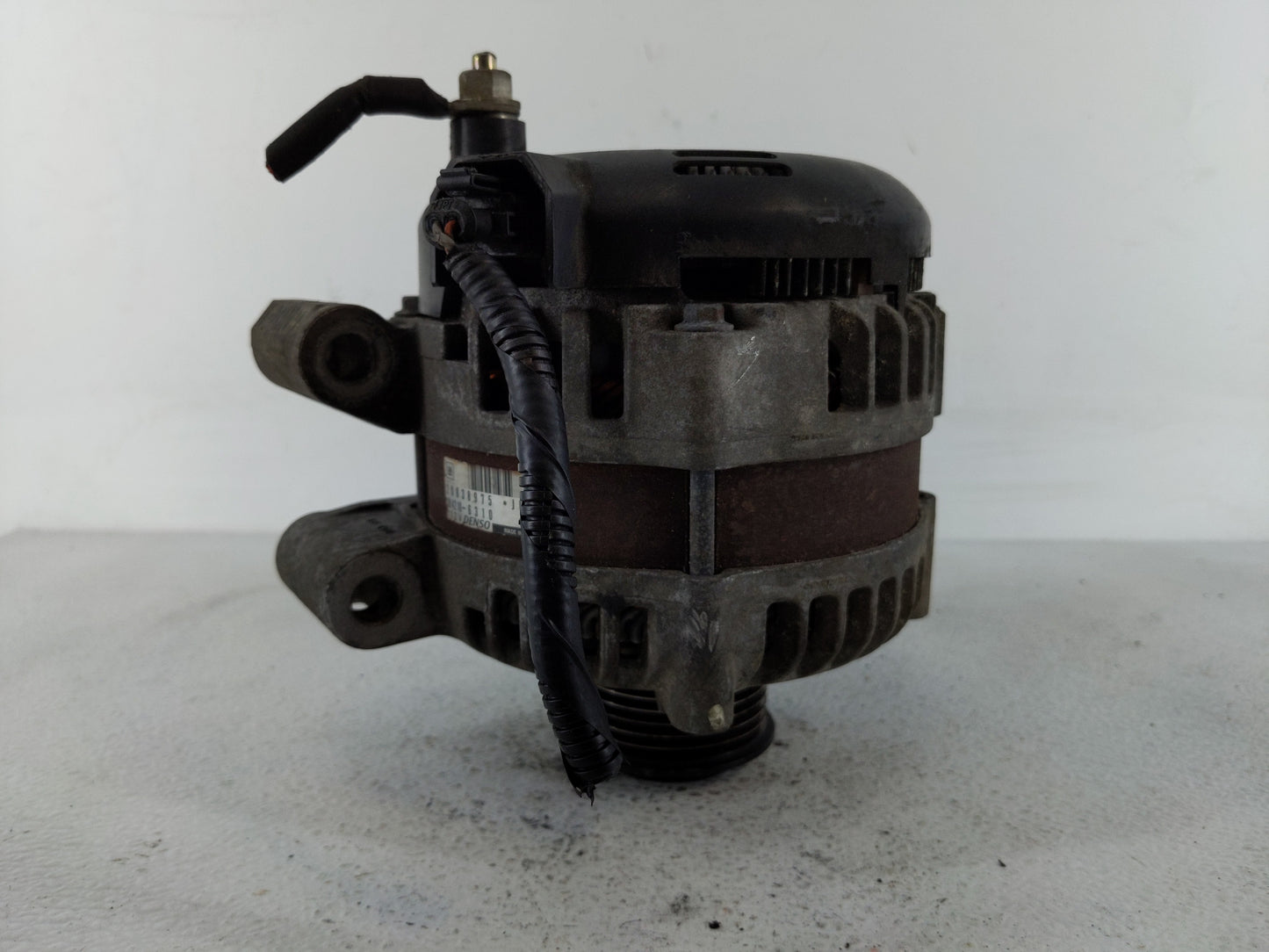 2013 Chevrolet Traverse Alternator Replacement Generator Charging Assembly Engine OEM P/N:104210-6310 20838975 Fits OEM Used