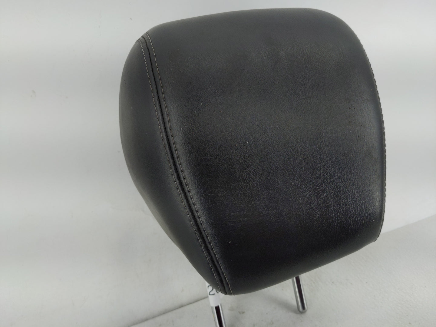 2013 Chevrolet Traverse Headrest Head Rest Front Driver Passenger Seat Fits OEM Used Auto Parts - Oemusedautoparts1.com