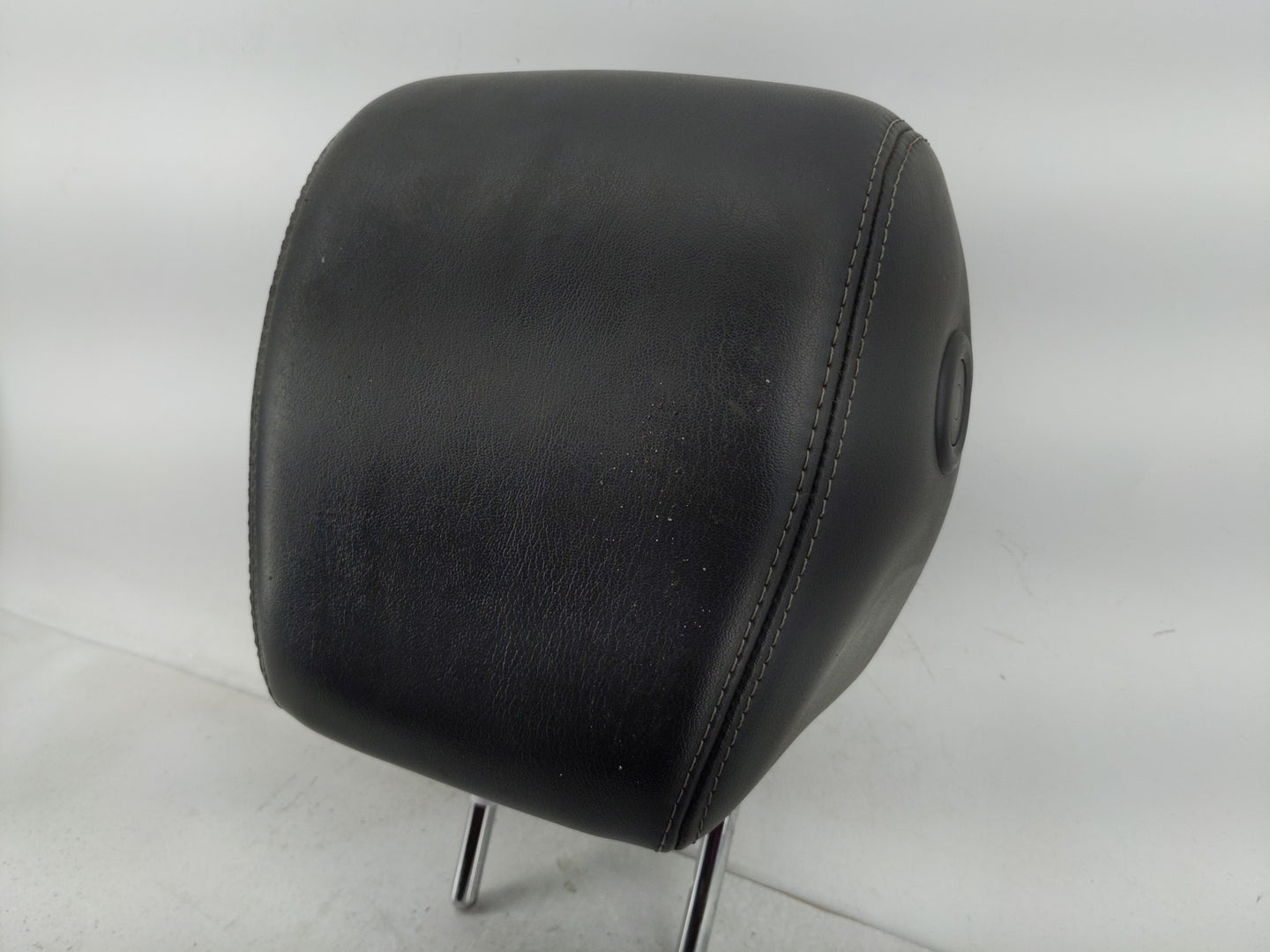 2013 Chevrolet Traverse Headrest Head Rest Front Driver Passenger Seat Fits OEM Used Auto Parts - Oemusedautoparts1.com