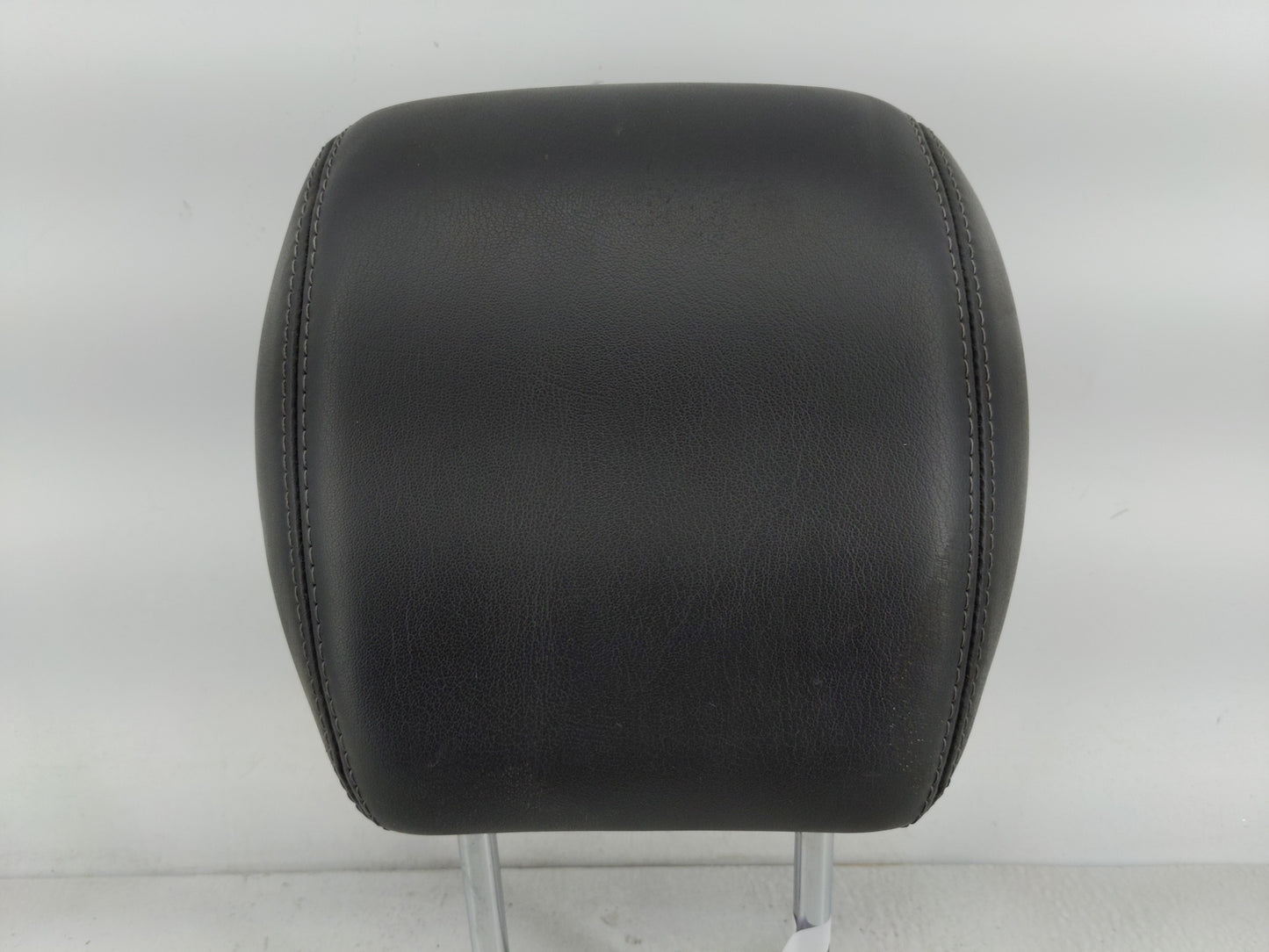 2013 Chevrolet Traverse Headrest Head Rest Rear Seat Fits OEM Used Auto Parts - Oemusedautoparts1.com
