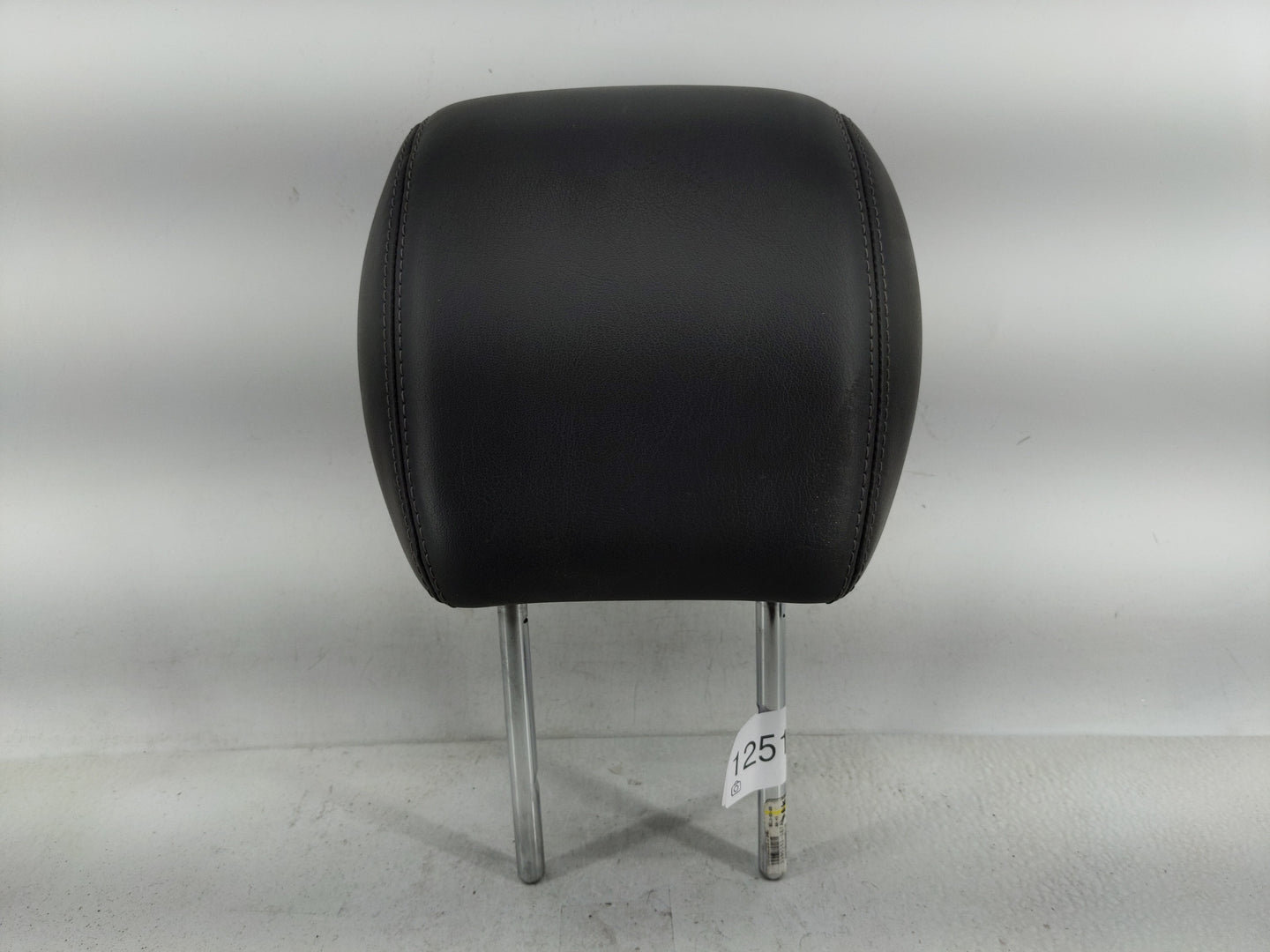 2013 Chevrolet Traverse Headrest Head Rest Front Driver Passenger Seat Fits OEM Used Auto Parts - Oemusedautoparts1.com