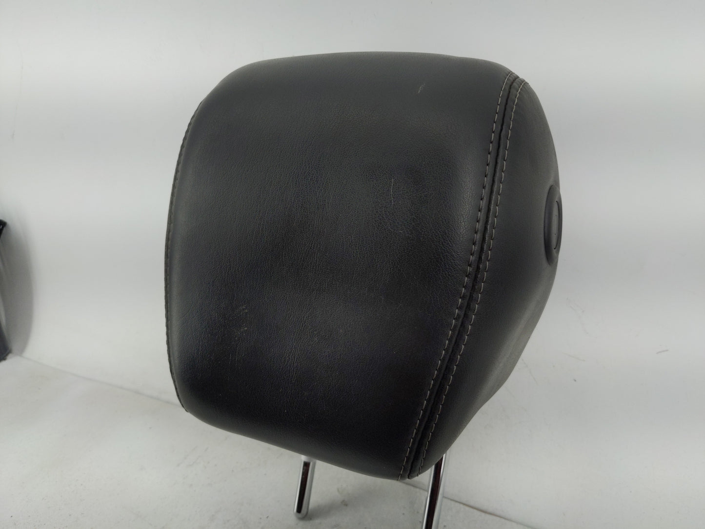 2013 Chevrolet Traverse Headrest Head Rest Rear Seat Fits OEM Used Auto Parts - Oemusedautoparts1.com
