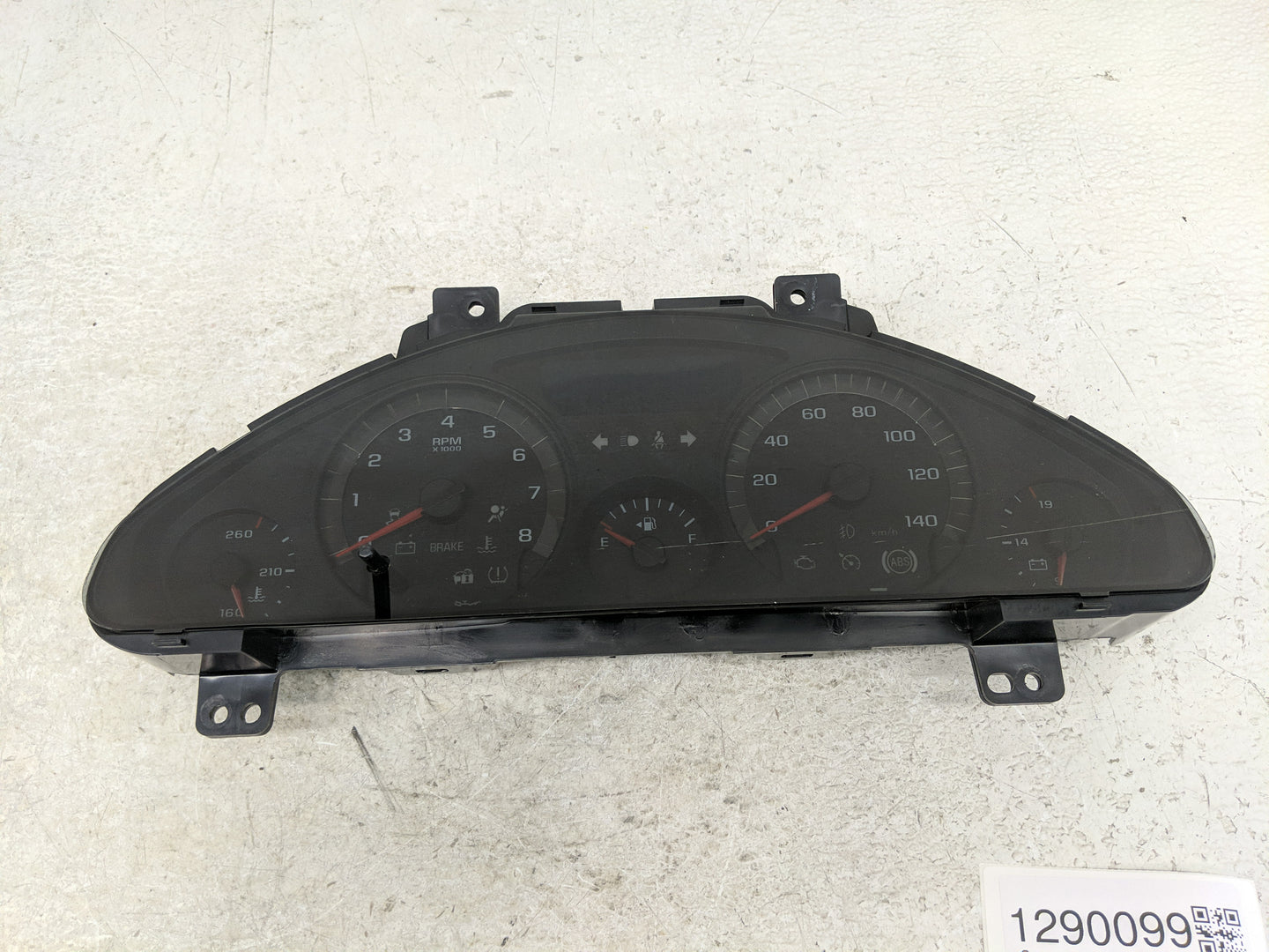 2013 Chevrolet Traverse Instrument Cluster Speedometer Gauges P/N:22818841 Fits OEM Used Auto Parts - Oemusedautoparts1.com