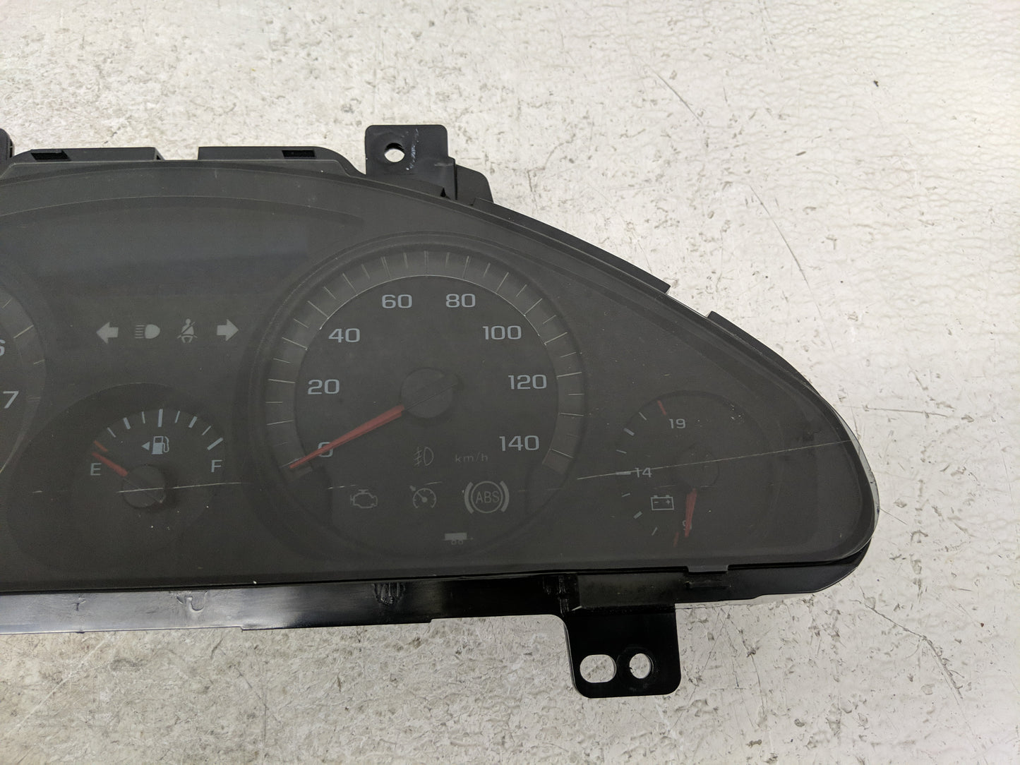 2013 Chevrolet Traverse Instrument Cluster Speedometer Gauges P/N:22818841 Fits OEM Used Auto Parts - Oemusedautoparts1.com