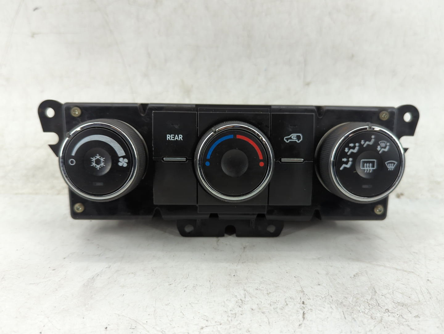 2009-2017 Chevrolet Traverse Climate Control Module Temperature AC/Heater Replacement P/N:22969802 Fits OEM Used Auto Parts 
