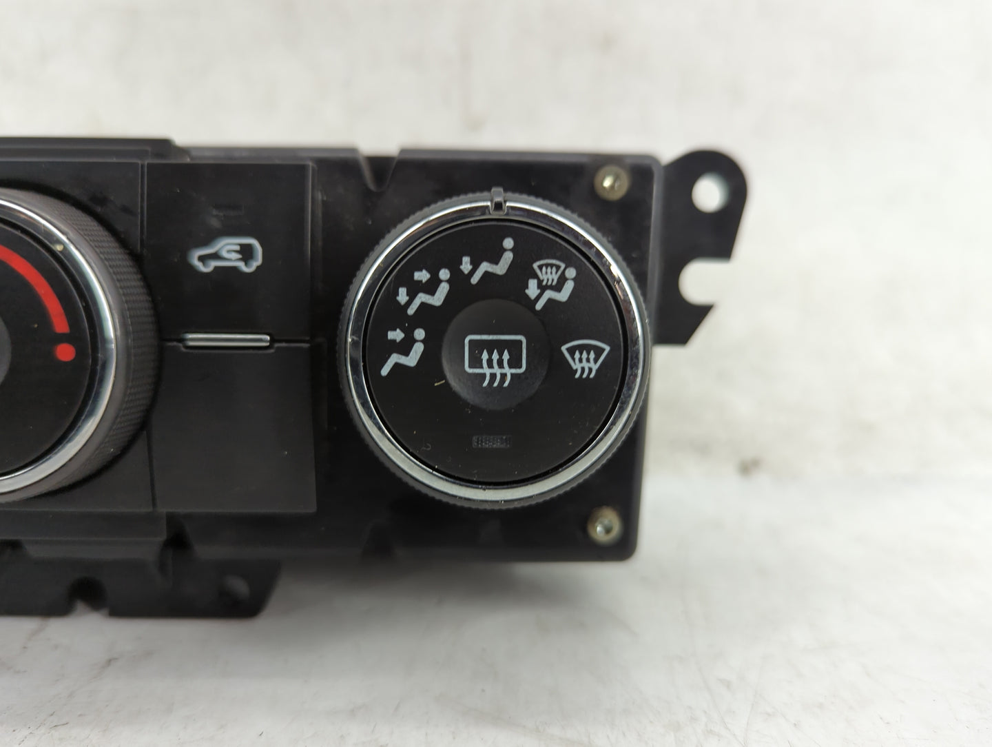 2009-2017 Chevrolet Traverse Climate Control Module Temperature AC/Heater Replacement P/N:22969802 Fits OEM Used Auto Parts 