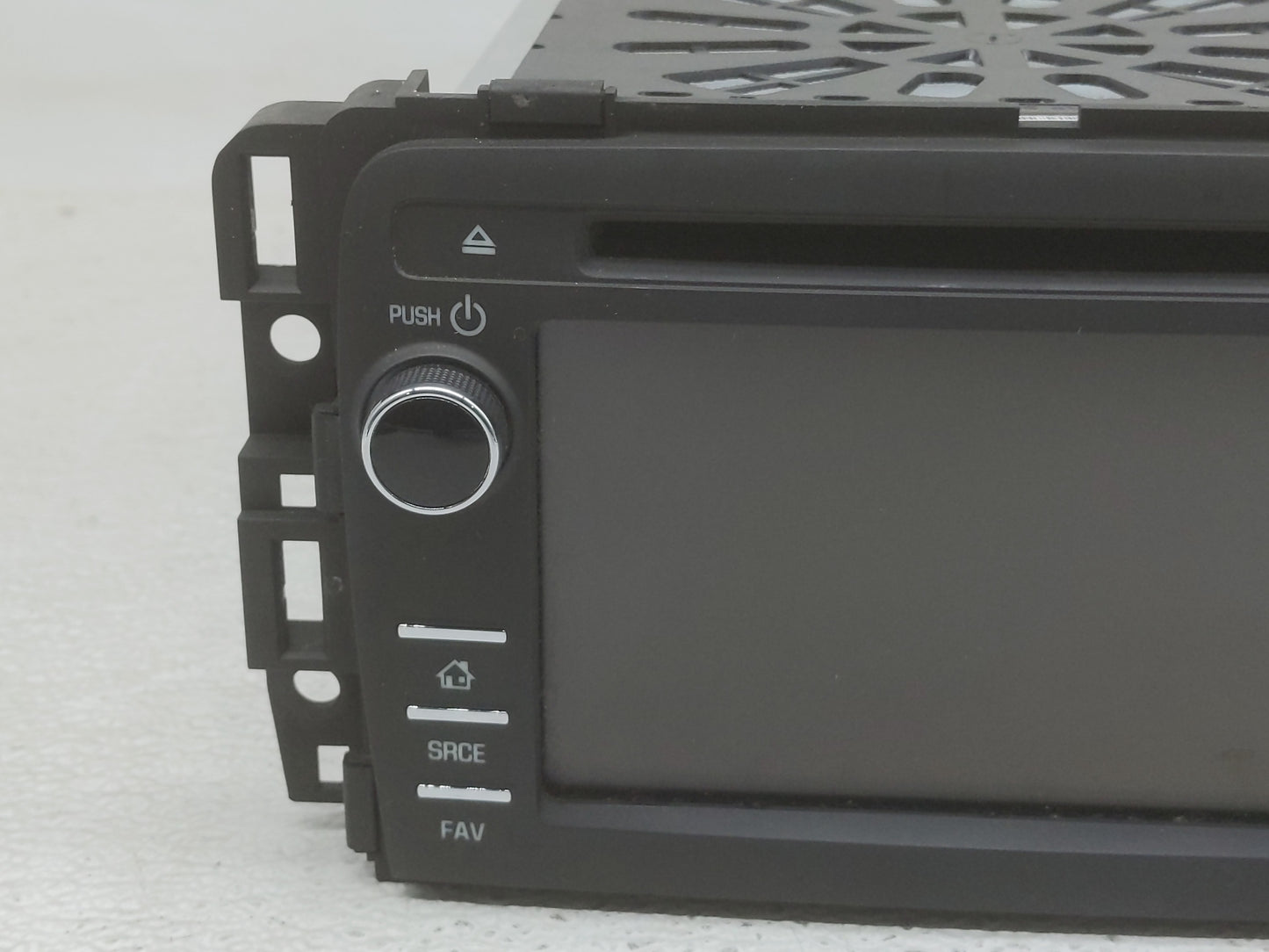 2013-2014 Chevrolet Traverse Radio AM FM Cd Player Receiver Replacement P/N:22989265 Fits Fits 2013 2014 OEM Used Auto Parts