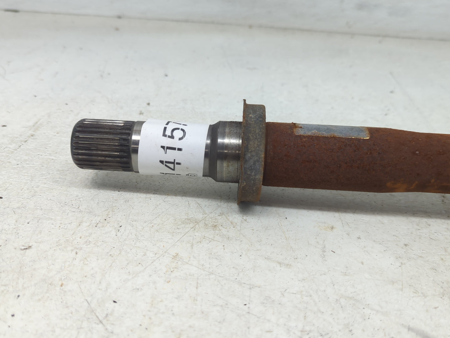 2009-2017 Chevrolet Traverse Axle Shaft Front Passenger Cv C/v 1415761 - Oemusedautoparts1.com
