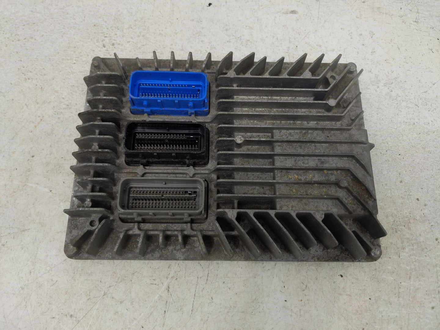 2013-2016 Chevrolet Traverse PCM Engine Control Computer ECU ECM PCU OEM P/N:12655478 Fits Fits 2013 2014 2015 2016 OEM Used