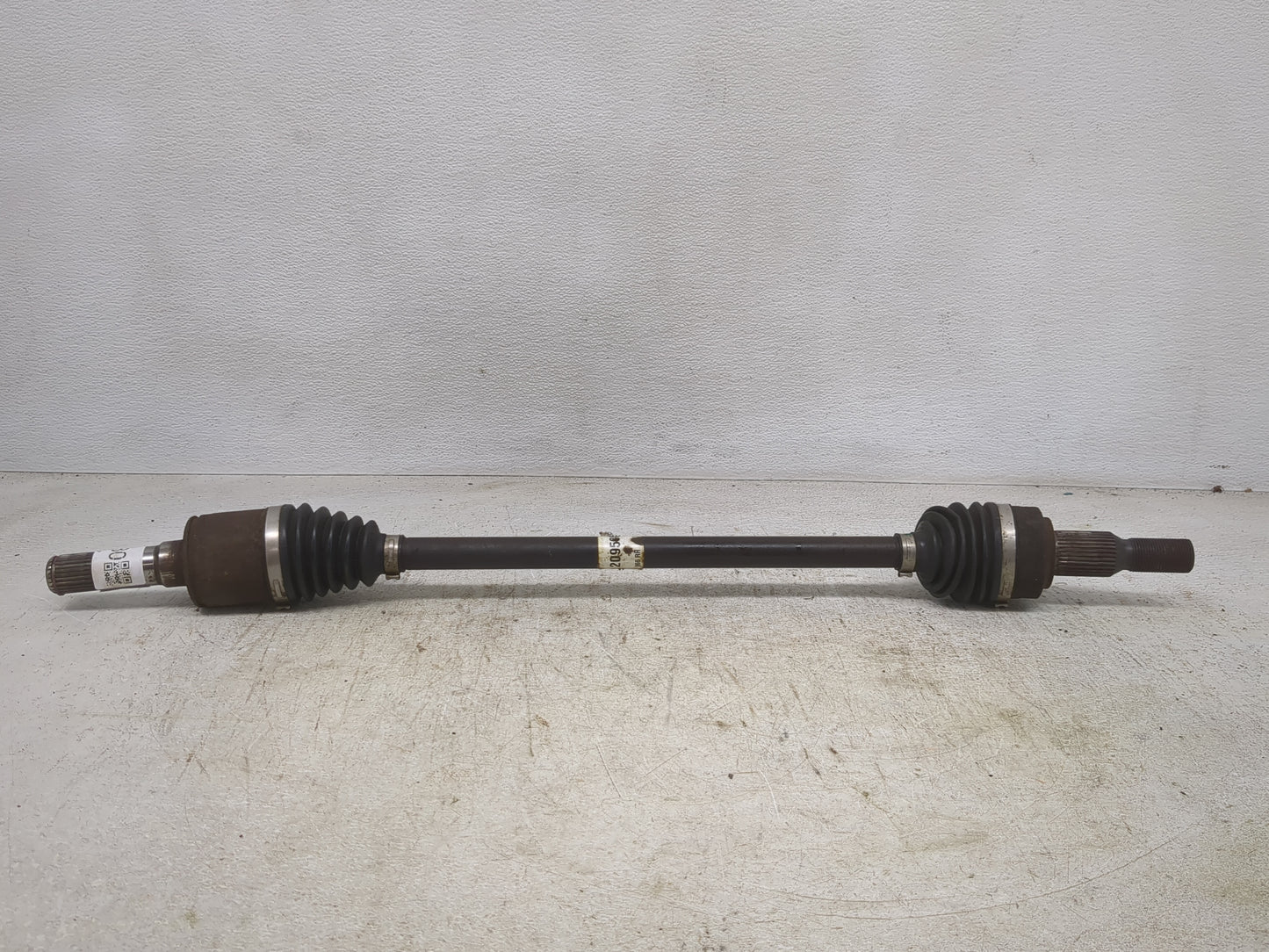 2017-2017 Chevrolet Traverse Axle Shaft Rear Driver Cv C/v 1428380 - Oemusedautoparts1.com