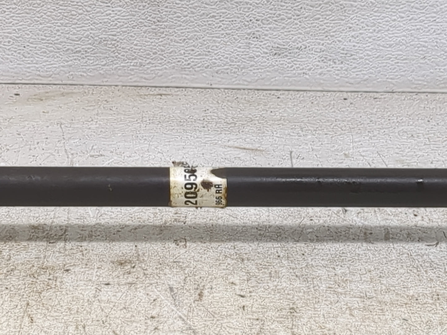 2017-2017 Chevrolet Traverse Axle Shaft Rear Driver Cv C/v 1428380 - Oemusedautoparts1.com