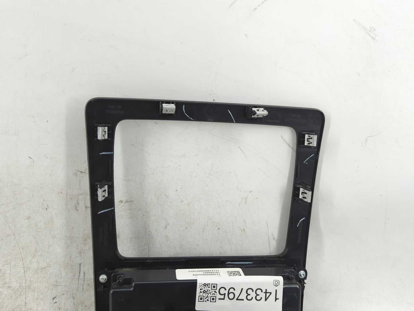 2013 Chevrolet Traverse Climate Control Module Temperature AC/Heater Replacement P/N:22796207 Fits OEM Used Auto Parts - Oem
