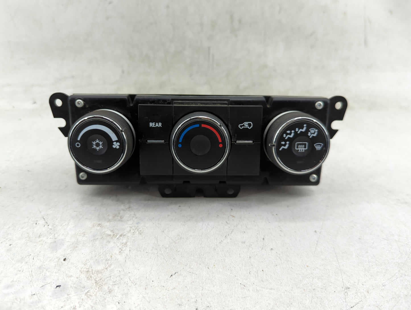 2013-2017 Chevrolet Traverse Climate Control Module Temperature AC/Heater Replacement P/N:22969802 Fits OEM Used Auto Parts 