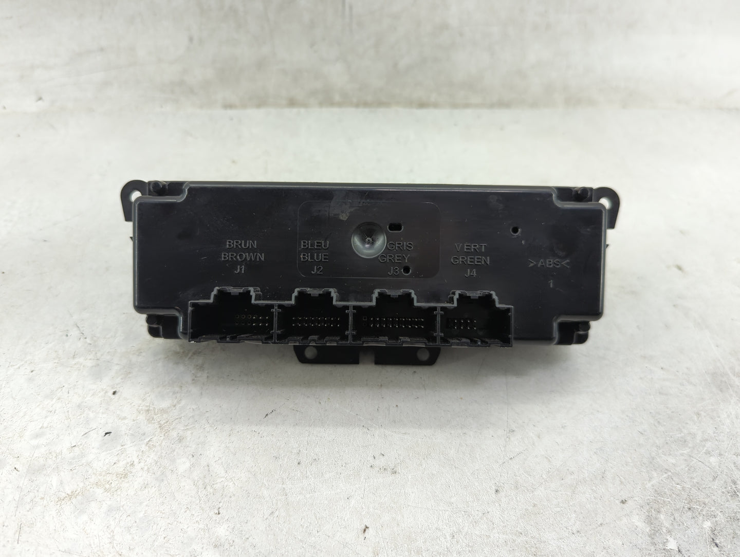 2013-2017 Chevrolet Traverse Climate Control Module Temperature AC/Heater Replacement P/N:22969802 Fits OEM Used Auto Parts 