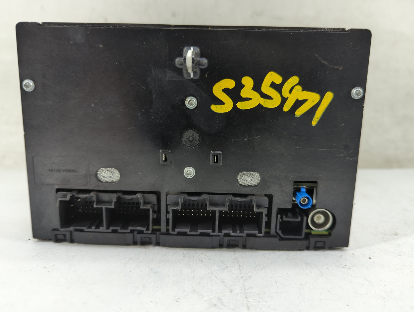 2013-2014 Chevrolet Traverse Radio AM FM Cd Player Receiver Replacement P/N:22989273 28379848, L2C0050TR Fits Fits 2013 2014