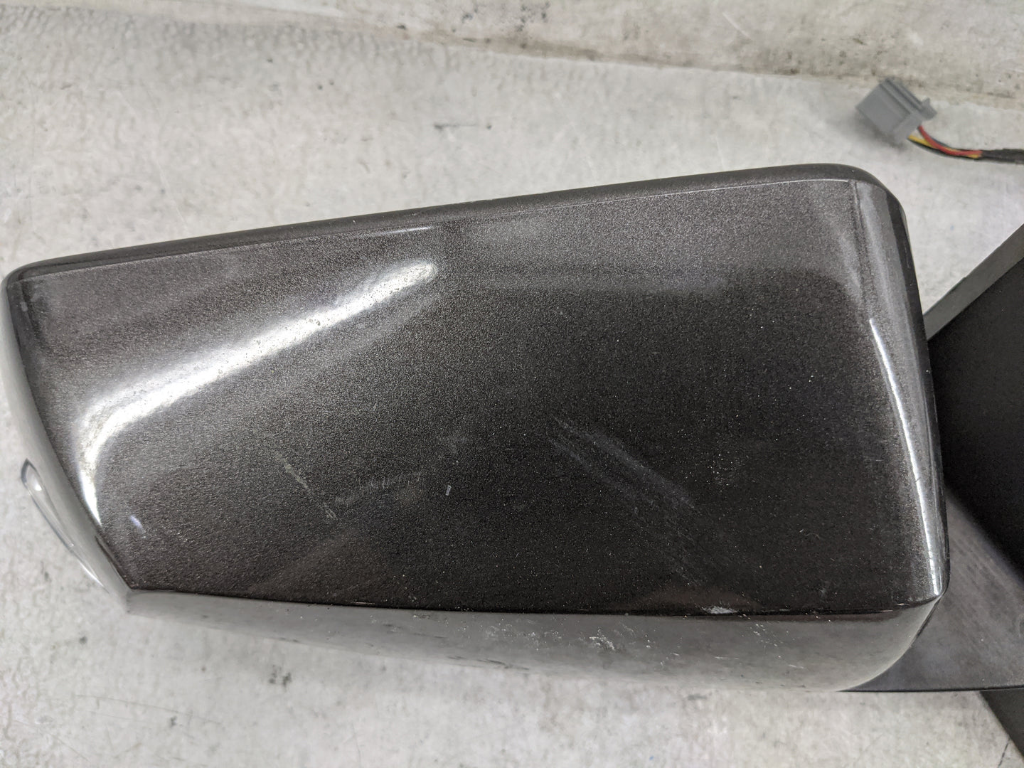 2013 Chevrolet Traverse Passenger Side View Mirror - Right Door Mirror OEM Used - Oemusedautoparts1.com