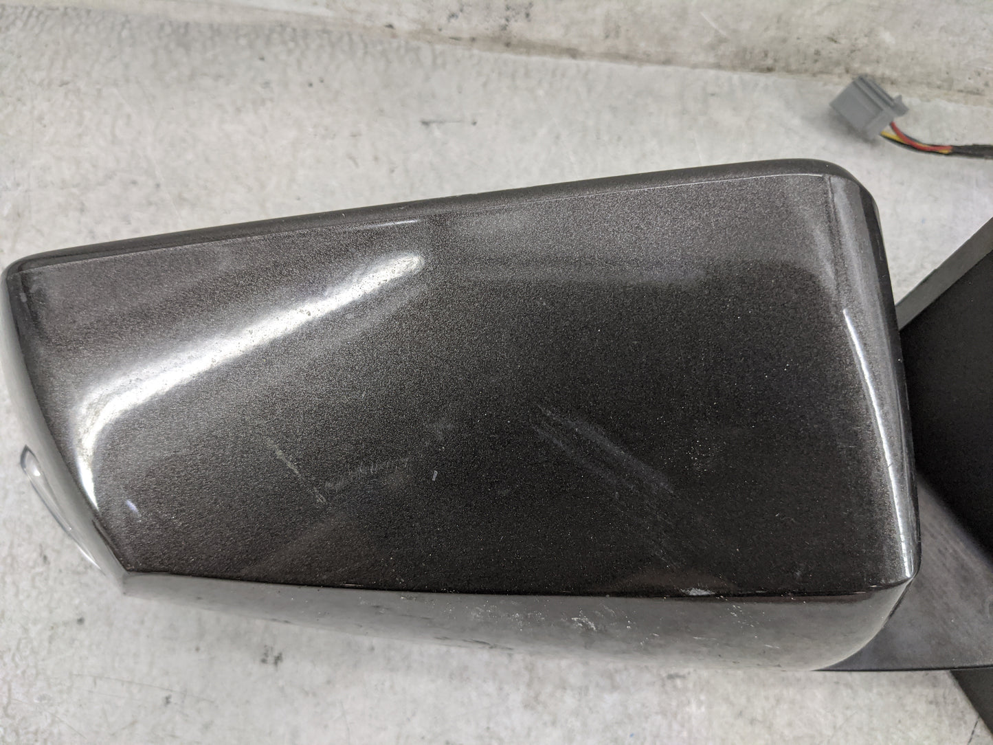2013 Chevrolet Traverse Passenger Side View Mirror - Right Door Mirror OEM Used - Oemusedautoparts1.com
