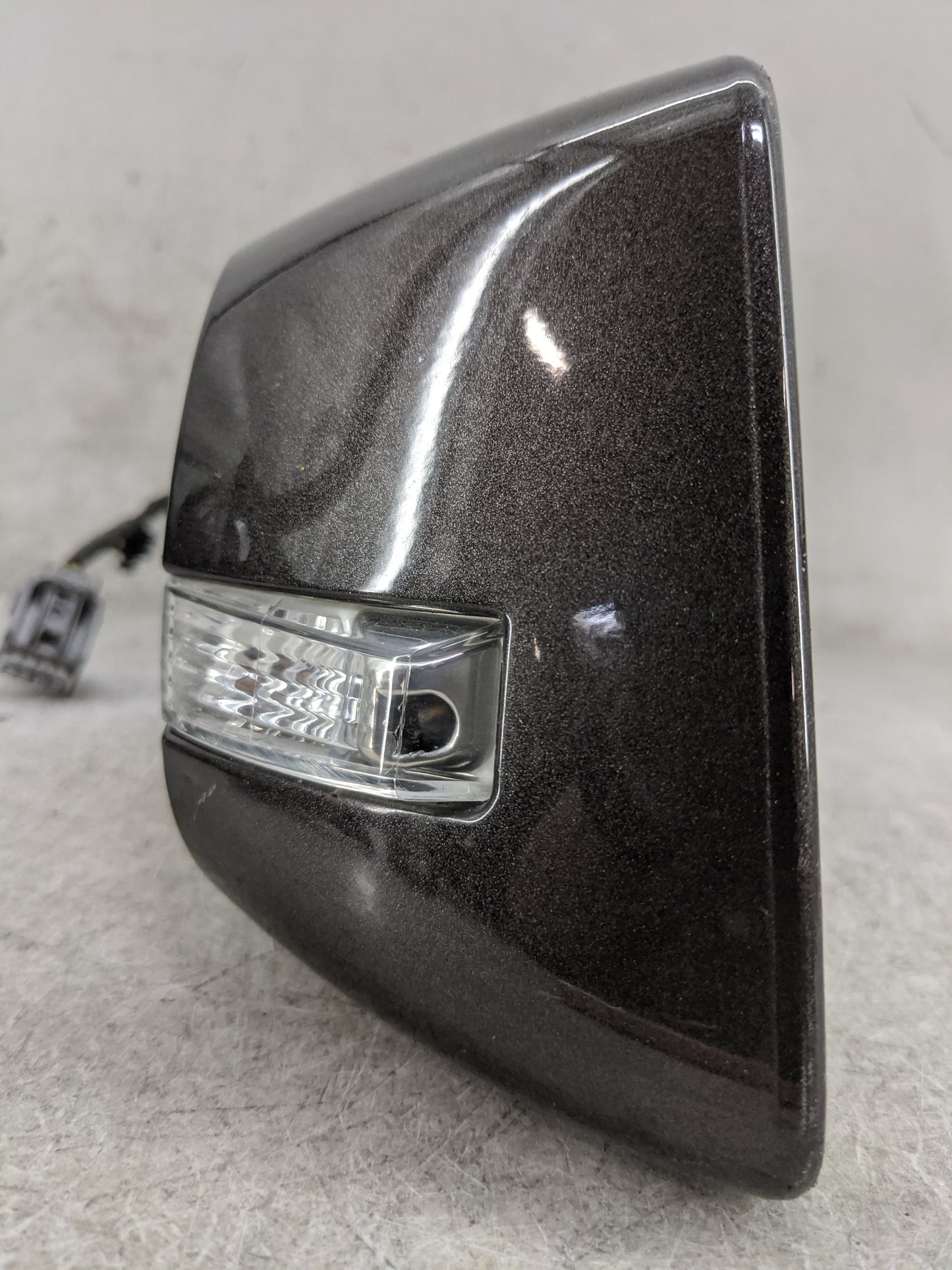 2013 Chevrolet Traverse Driver Side View Mirror - Left Door Mirror OEM Used - Oemusedautoparts1.com