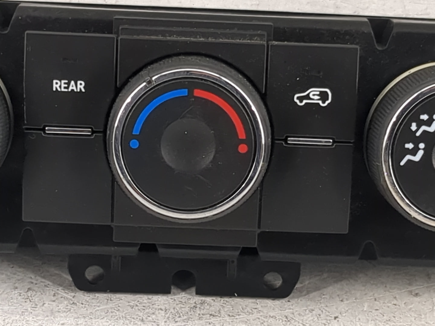 2013-2017 Chevrolet Traverse Climate Control Module Temperature AC/Heater Replacement P/N:22969802 Fits OEM Used Auto Parts 