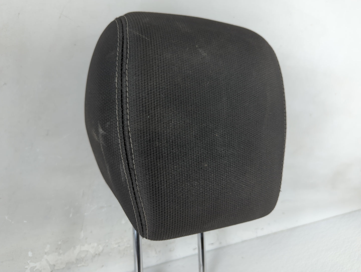 2013 Chevrolet Traverse Headrest Head Rest Front Driver Passenger Seat Fits OEM Used Auto Parts - Oemusedautoparts1.com