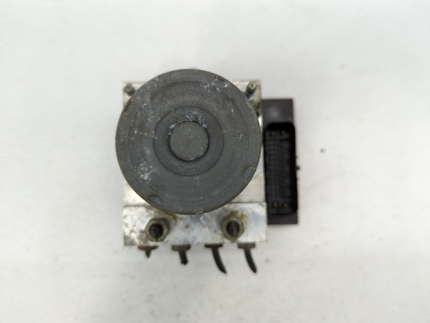 2017 Chevrolet Traverse ABS Pump Control Module Replacement P/N:22912769 Fits Fits 2012 2013 2014 2015 2016 OEM Used Auto Pa