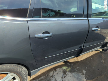2013 Chevrolet Traverse Passenger Rear Door Oem - Oemusedautoparts1.com