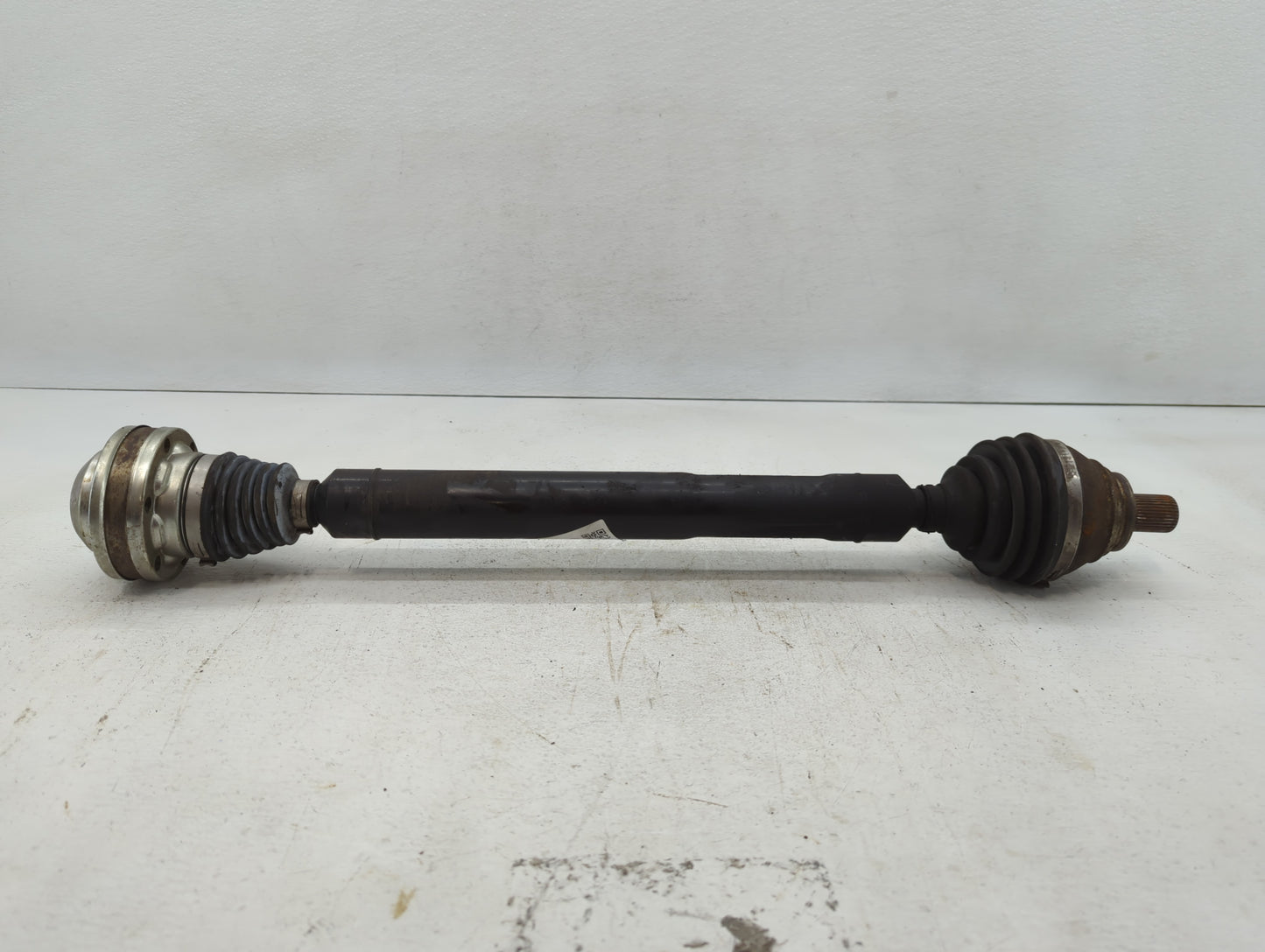 2017-2017 Chevrolet Traverse Axle Shaft Front Driver Cv C/v - Oemusedautoparts1.com