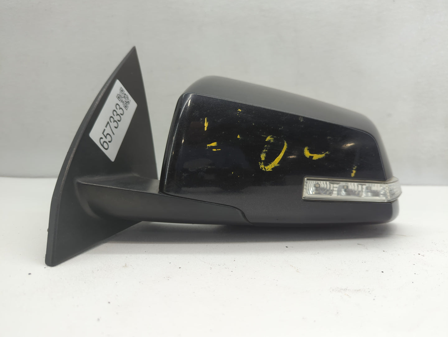 2013 Chevrolet Traverse Passenger Side View Mirror - Right Door Mirror OEM Used - Oemusedautoparts1.com