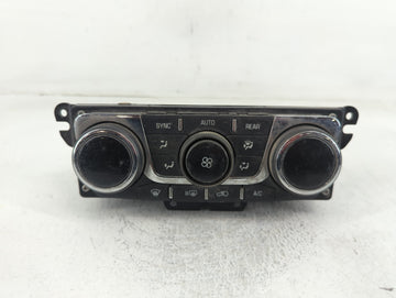 2013 Chevrolet Traverse Climate Control Module Temperature AC/Heater Replacement P/N:23120465 Fits OEM Used Auto Parts - Oem