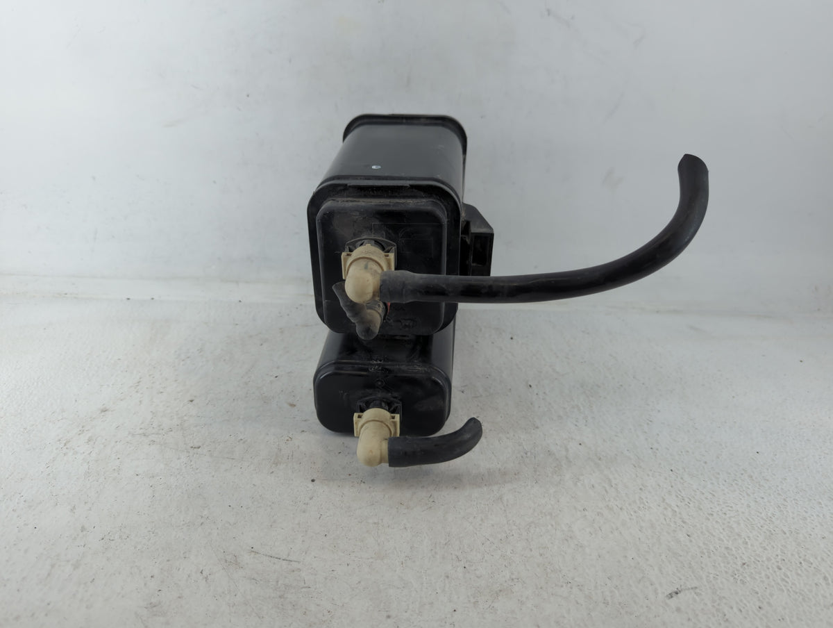 2013 Chevrolet Traverse Fuel Vapor Charcoal Canister 683418 - Oemusedautoparts1.com