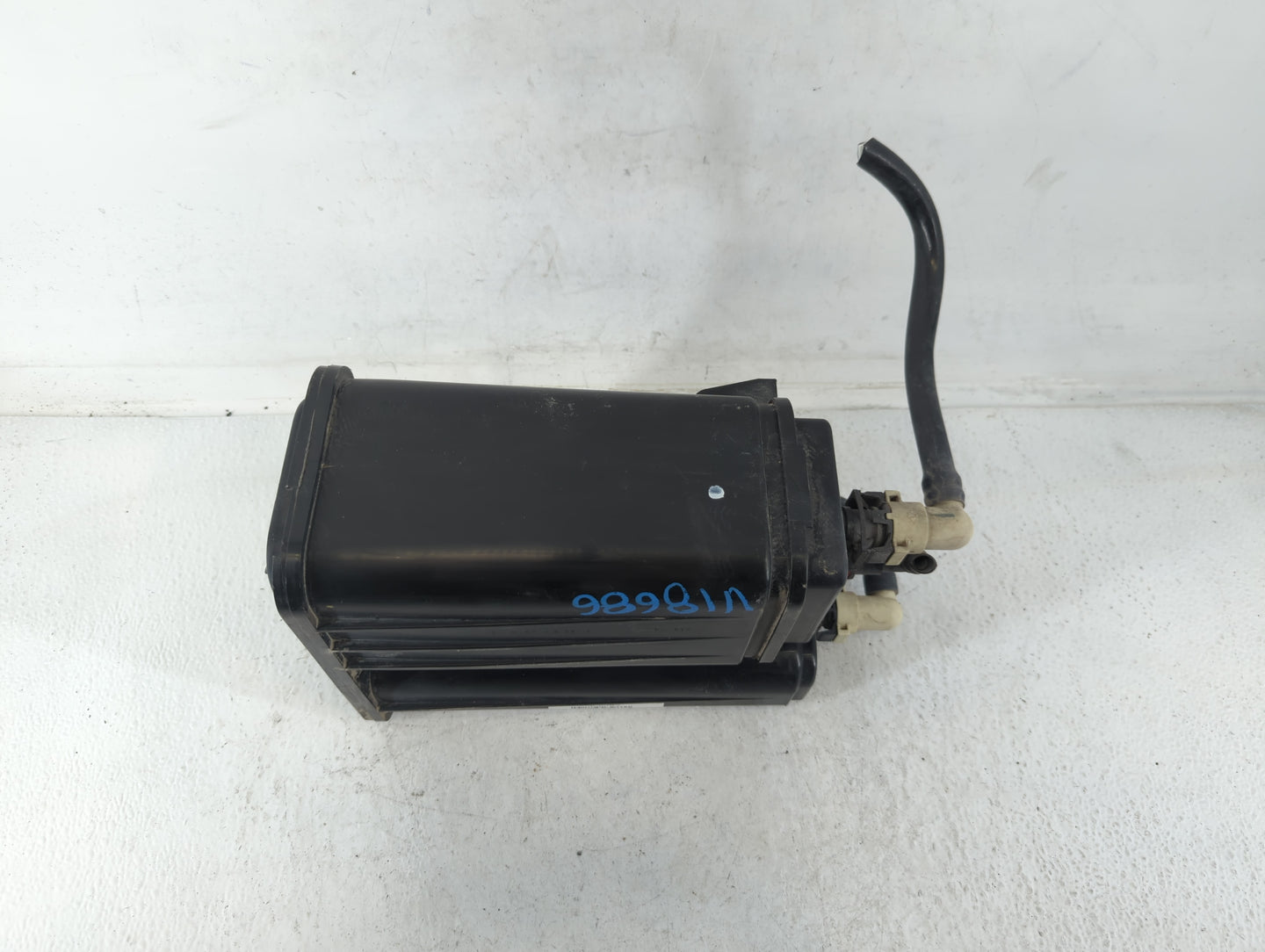 2013 Chevrolet Traverse Fuel Vapor Charcoal Canister - Oemusedautoparts1.com