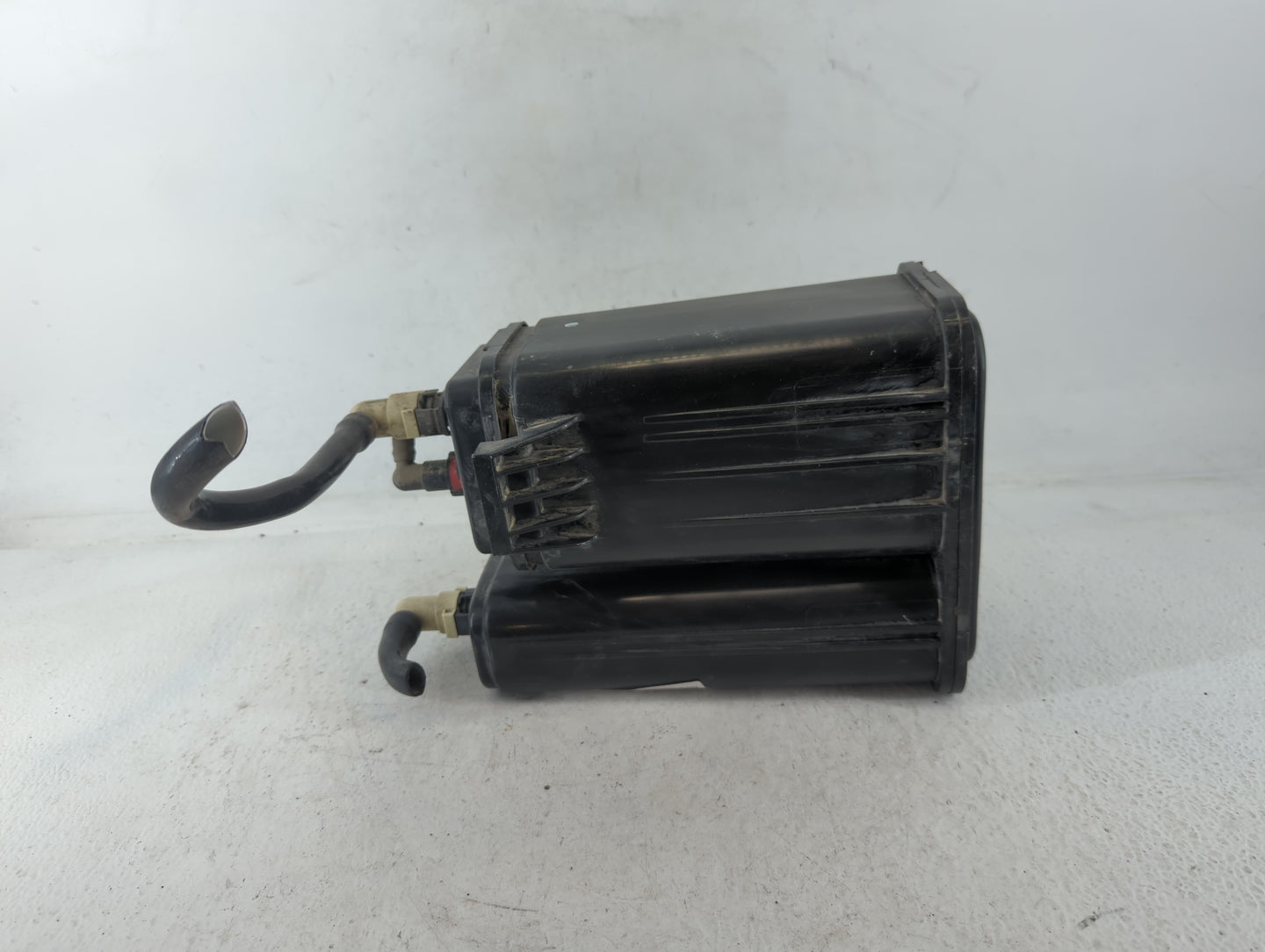 2013 Chevrolet Traverse Fuel Vapor Charcoal Canister 683418 - Oemusedautoparts1.com