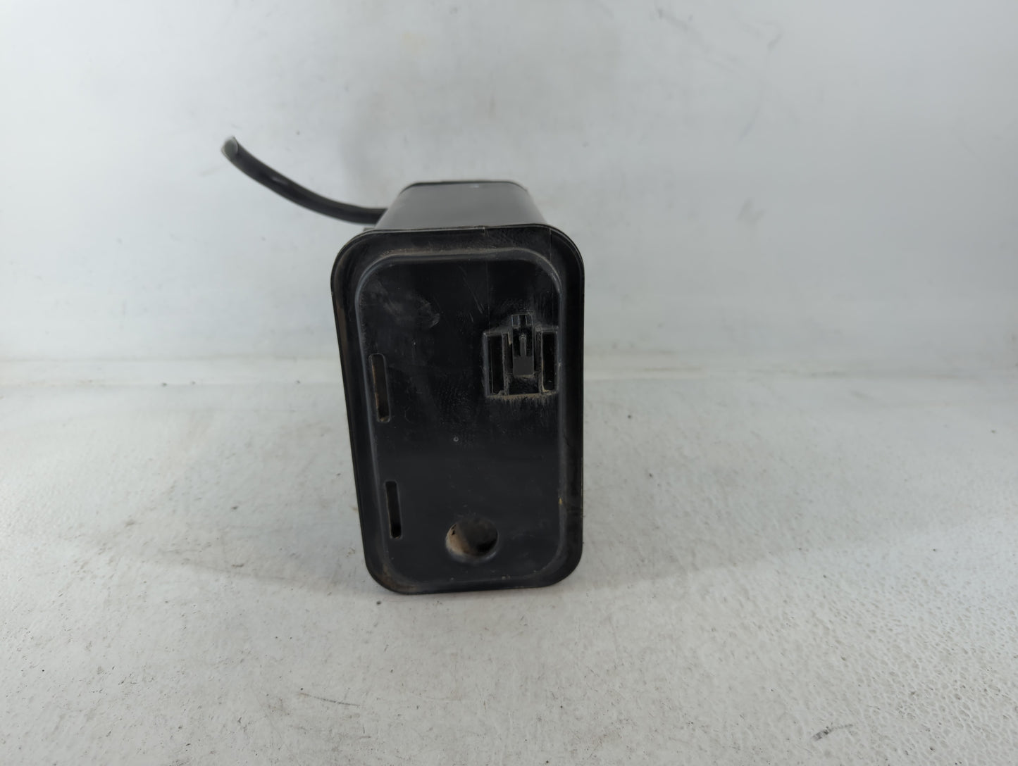 2013 Chevrolet Traverse Fuel Vapor Charcoal Canister 683418 - Oemusedautoparts1.com