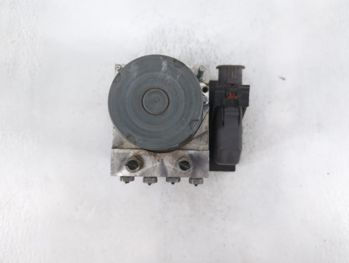 2017 Chevrolet Traverse Anti-Lock Brake ABS Pump Module Actuator OEM P/N:922779B3042D0331 Fits Fits 2012 2013 2014 2015 2016