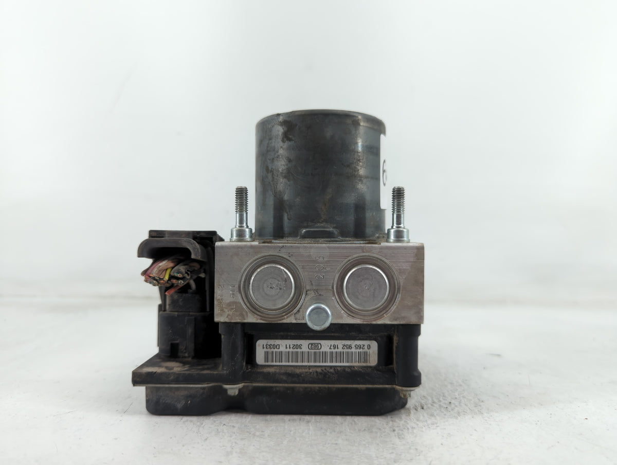 2017 Chevrolet Traverse Anti-Lock Brake ABS Pump Module Actuator OEM P/N:922779B3042D0331 Fits Fits 2012 2013 2014 2015 2016