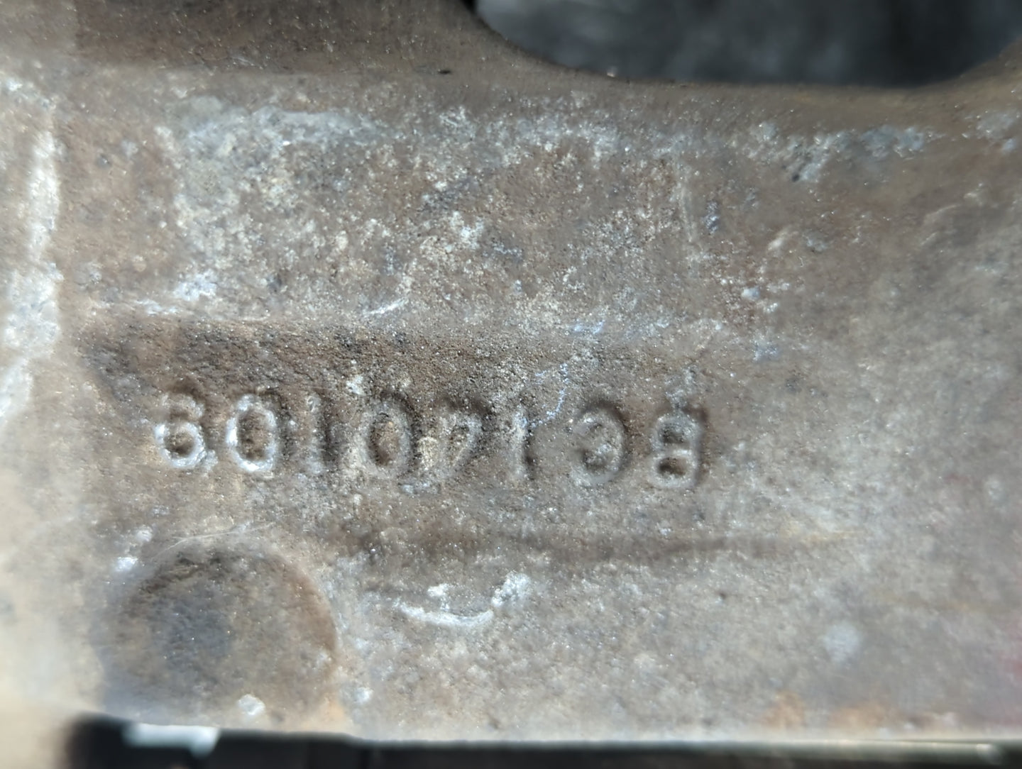 2017-2017 Chevrolet Traverse Front Passenger Right Brake Caliper - Oemusedautoparts1.com