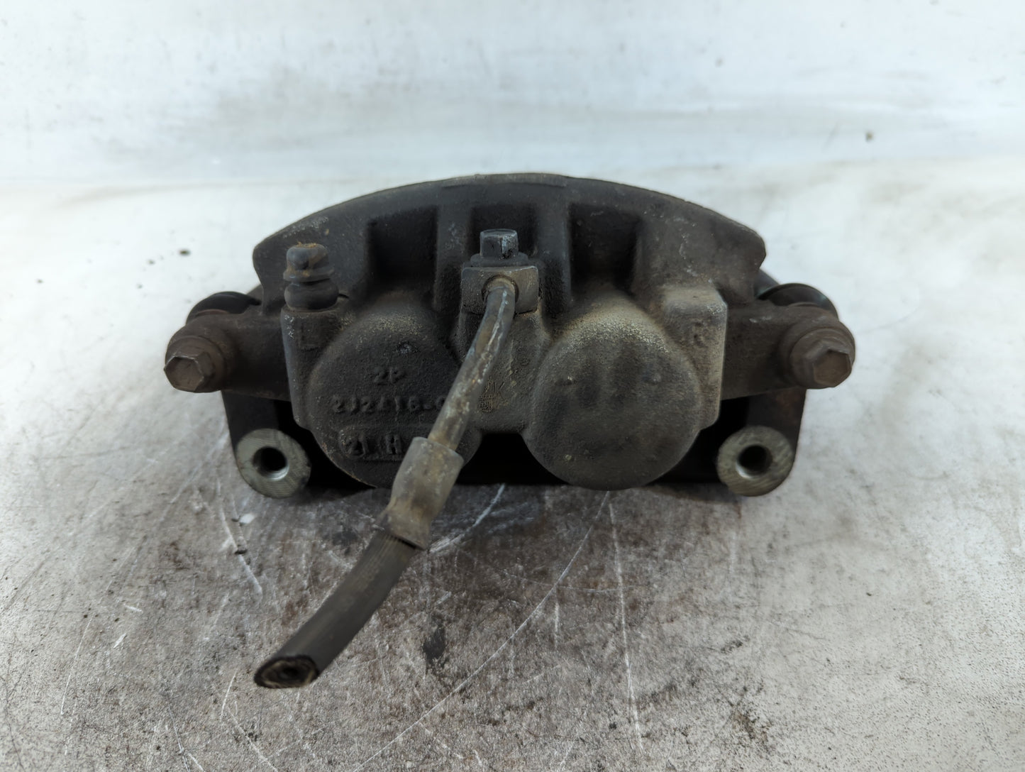 2009-2017 Chevrolet Traverse Front Driver Left Brake Caliper - Oemusedautoparts1.com