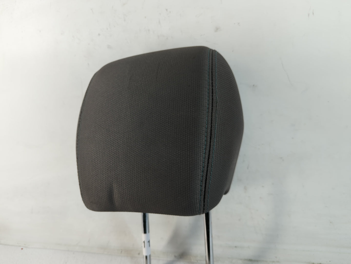 2013-2017 Chevrolet Traverse Headrest Head Rest Front Driver Passenger Seat Fits Fits 2013 2014 2015 2016 2017 OEM Used Auto