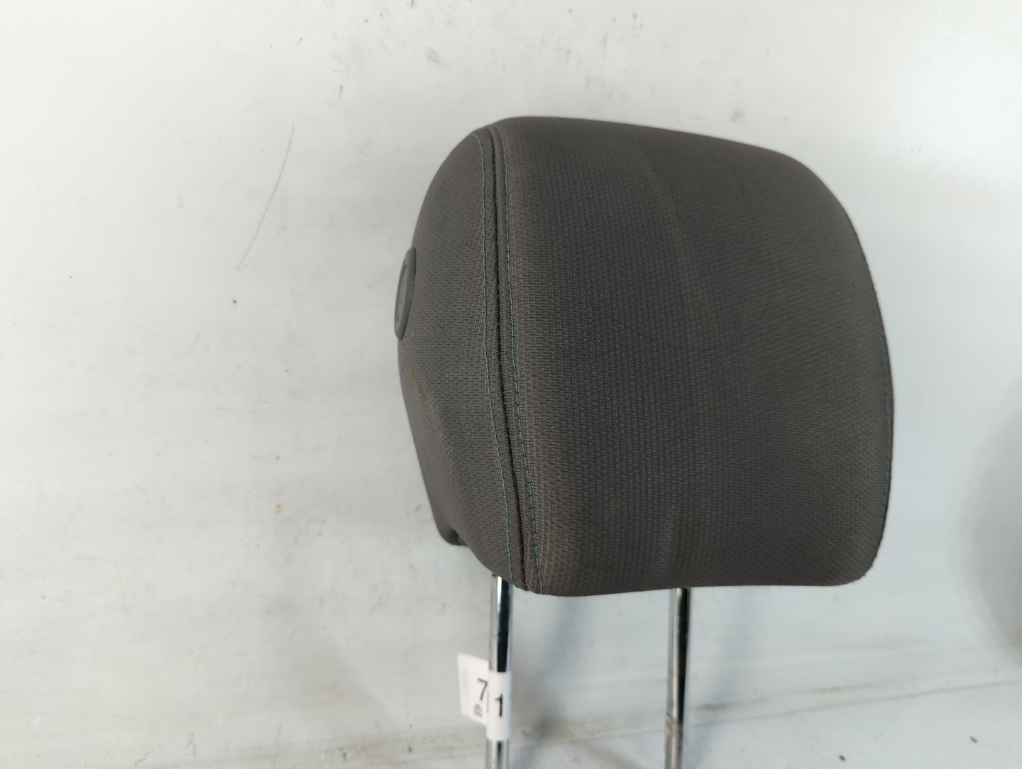2013-2017 Chevrolet Traverse Headrest Head Rest Front Driver Passenger Seat Fits Fits 2013 2014 2015 2016 2017 OEM Used Auto