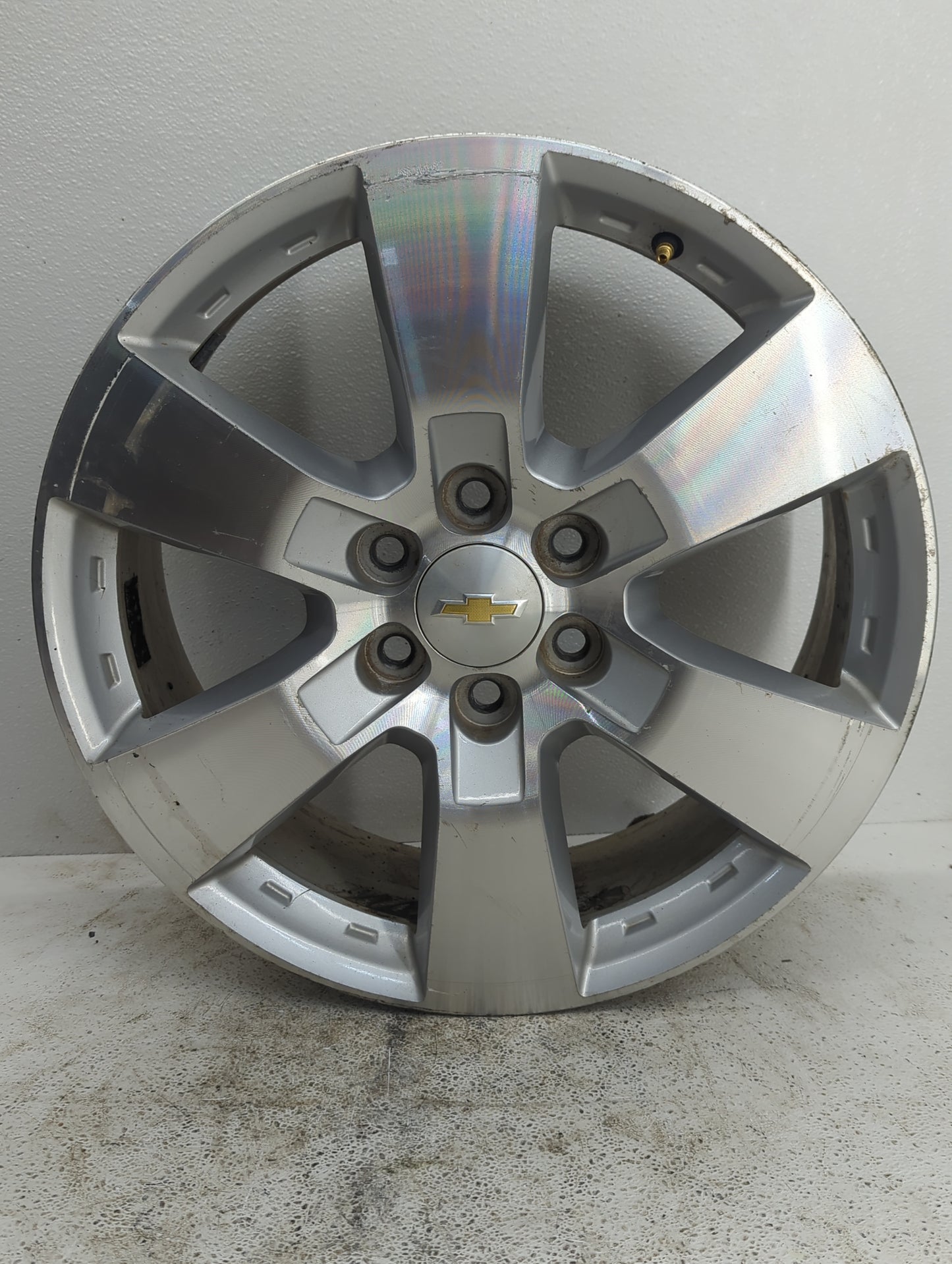 2009-2015 Chevrolet Traverse Oem Wheel Rim - Oemusedautoparts1.com