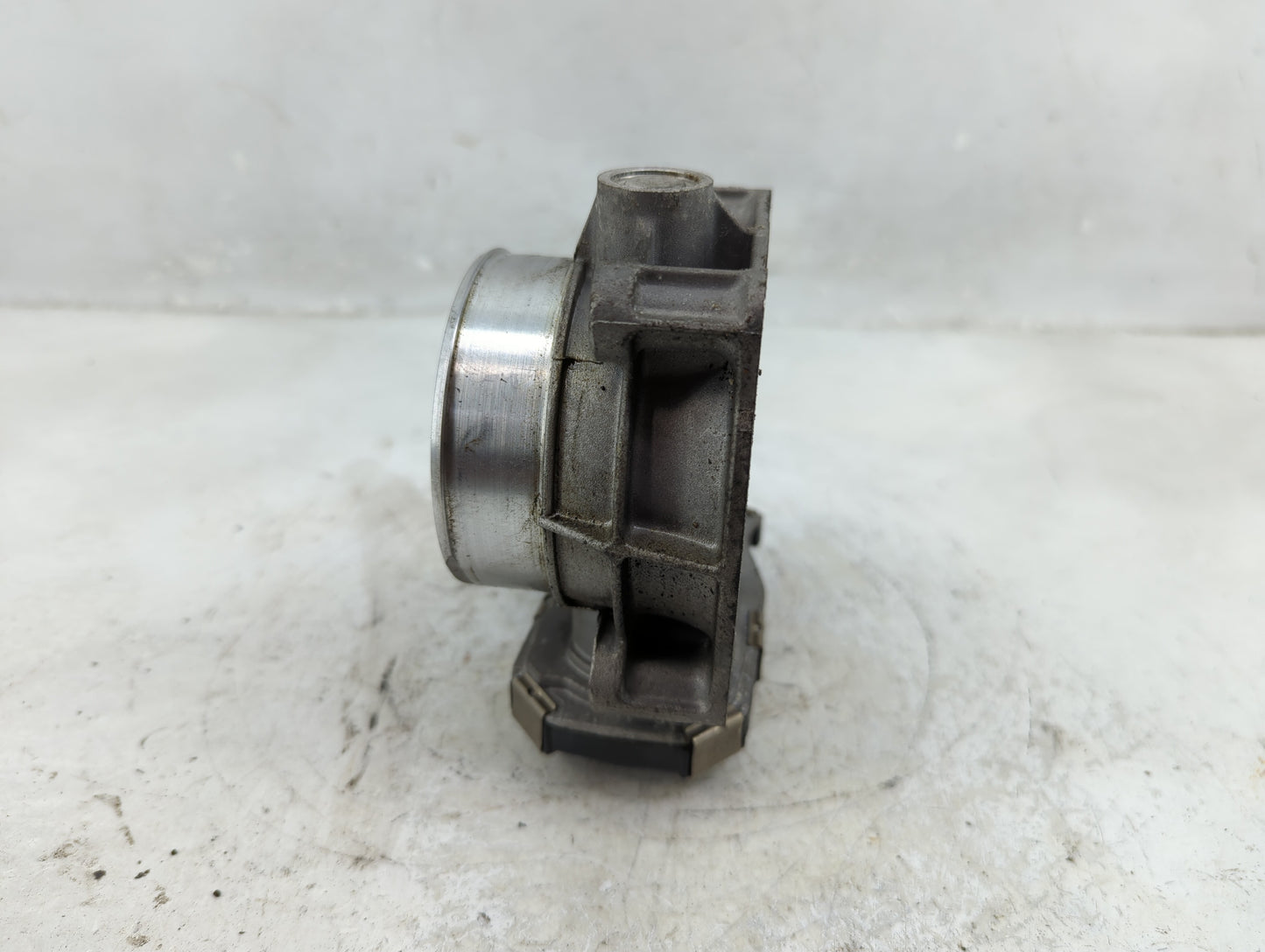 2017-2022 Chevrolet Traverse Throttle Body Fits Fits 2012 2013 2014 2015 2016 2017 2018 2019 2020 2021 2022 OEM Used Auto Pa