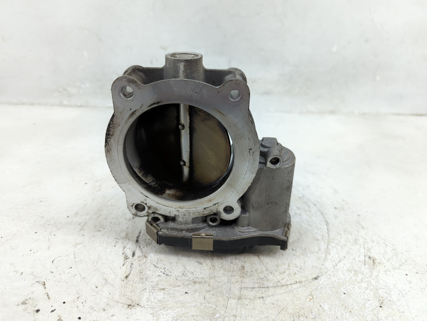 2017-2022 Chevrolet Traverse Throttle Body Fits Fits 2012 2013 2014 2015 2016 2017 2018 2019 2020 2021 2022 OEM Used Auto Pa