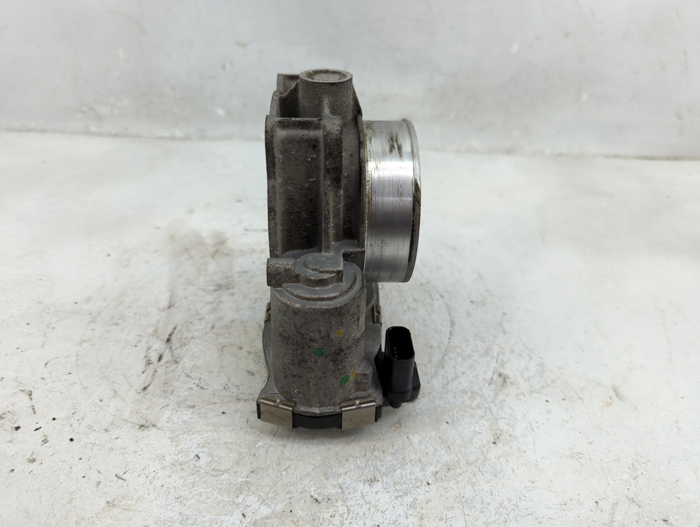 2017-2022 Chevrolet Traverse Throttle Body Fits Fits 2012 2013 2014 2015 2016 2017 2018 2019 2020 2021 2022 OEM Used Auto Pa