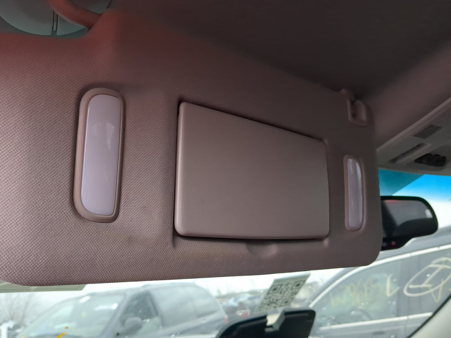 2013 Chevrolet Traverse Sun Visor Shade Replacement Driver Left Mirror Fits OEM Used Auto Parts - Oemusedautoparts1.com